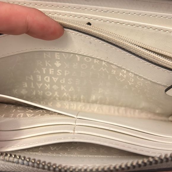Kate Spade ♠️ Metallic Zipper Wallet - Picture 6 of 8